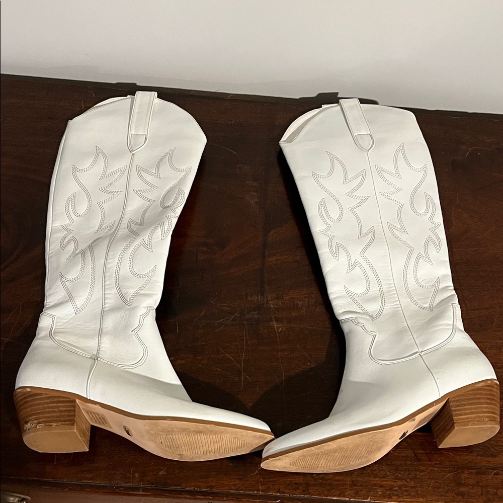 Show Me Your MuMu White Heeled Boots